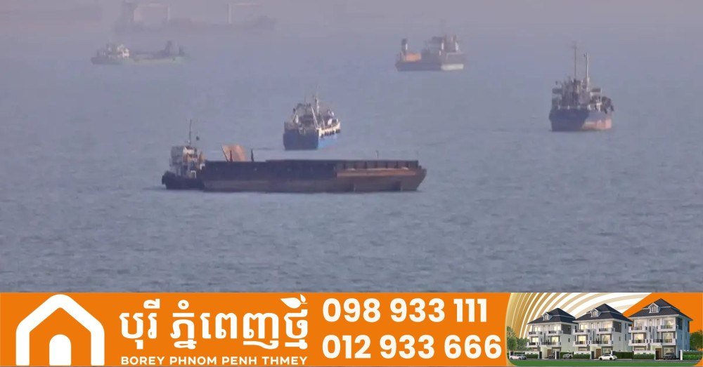 两艘沙特油轮在霍尔木兹海峡遭不明导弹袭击