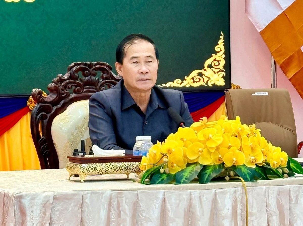 菩萨省省长许瑞达主持行政统一指挥会议