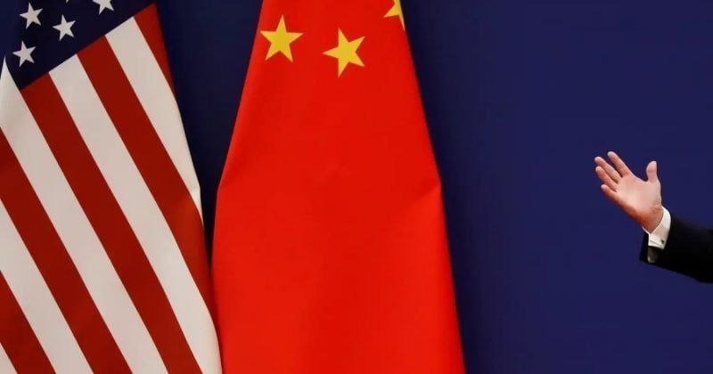 中国政府正式敦促美国政府立即取消对中国企业及公民的单边制裁,