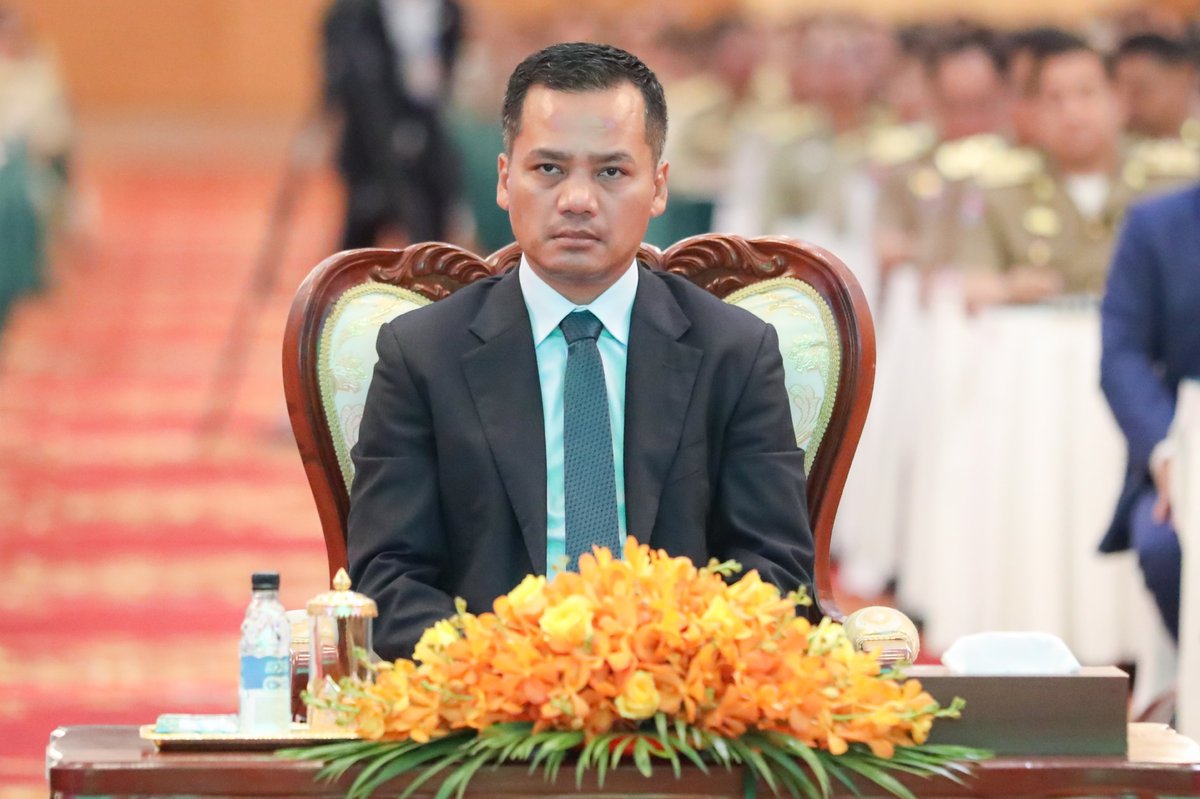柬埔寨内政部报告显示,全国乡分区行政单位已成功执行并完成98