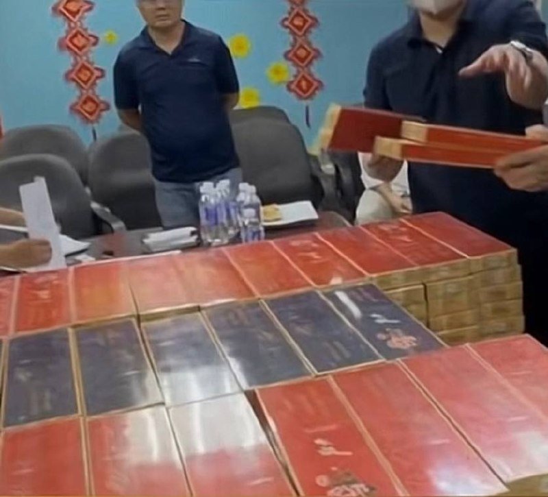 越南胡志明市起诉4名中国人 涉嫌空运走私香烟
