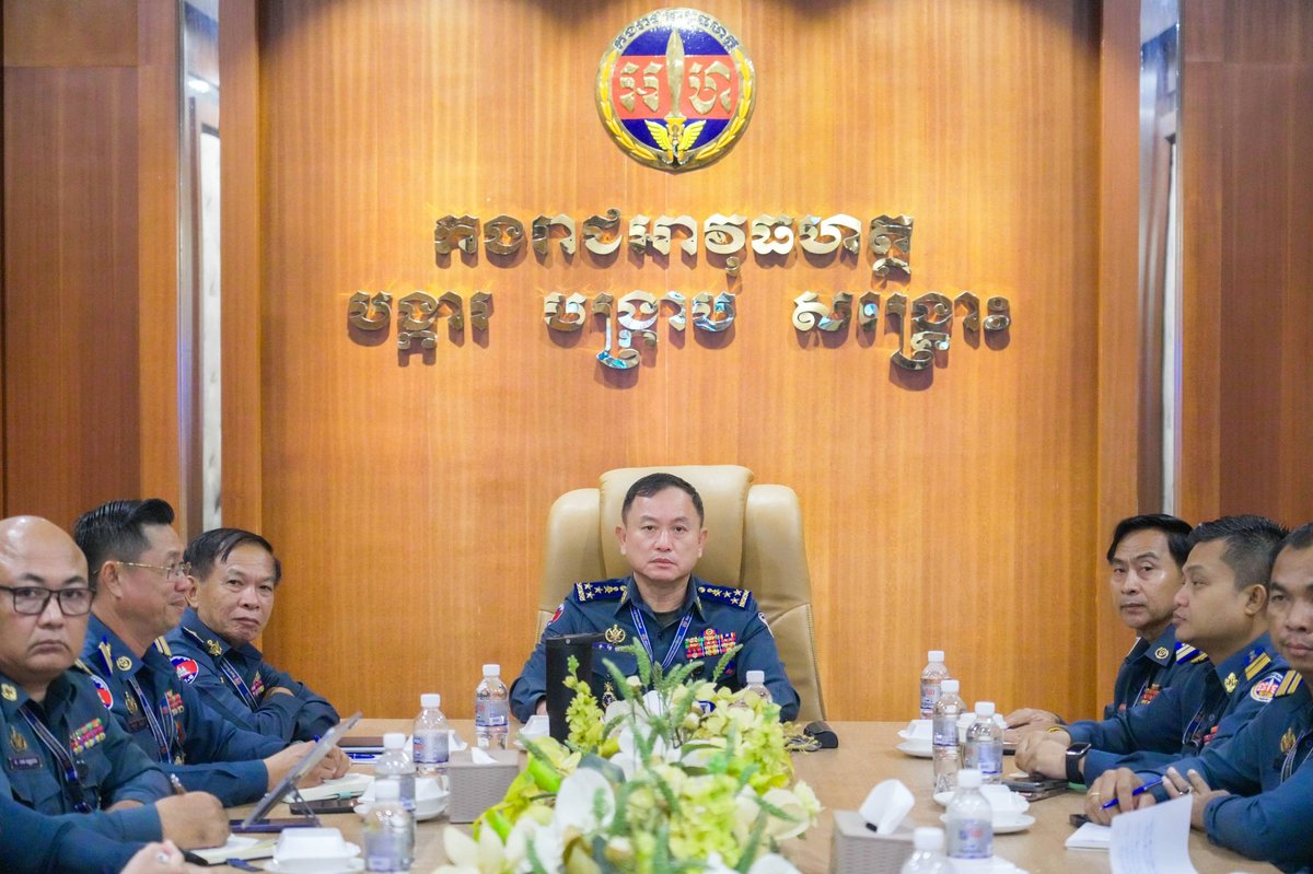柬埔寨军方召开兵役法宣传会议