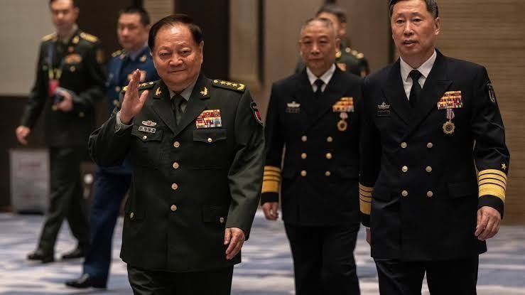 中国两名高级将领因违纪违法被开除党籍军籍