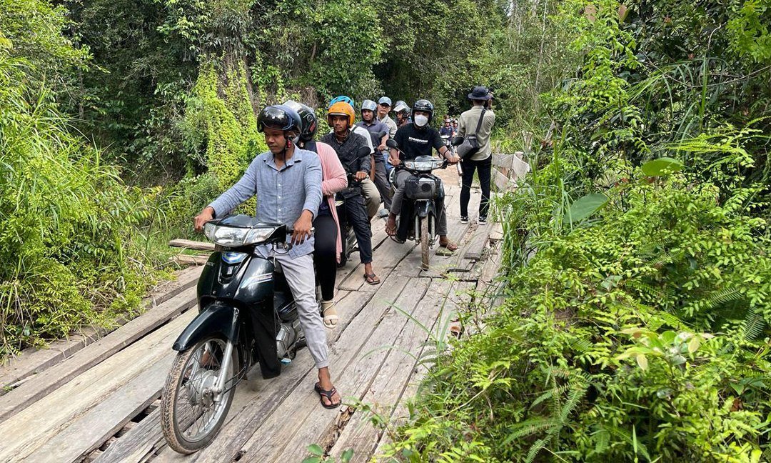 库伦山道路建设需跨部门协调 旅游业呼吁升级