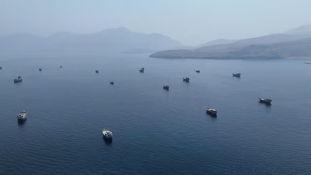 国际油价维持100美元/桶高位波动