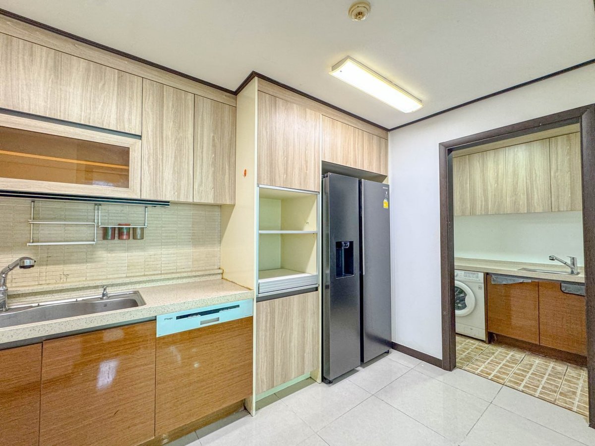BKK1区De Castle三房公寓出租 月租$1800