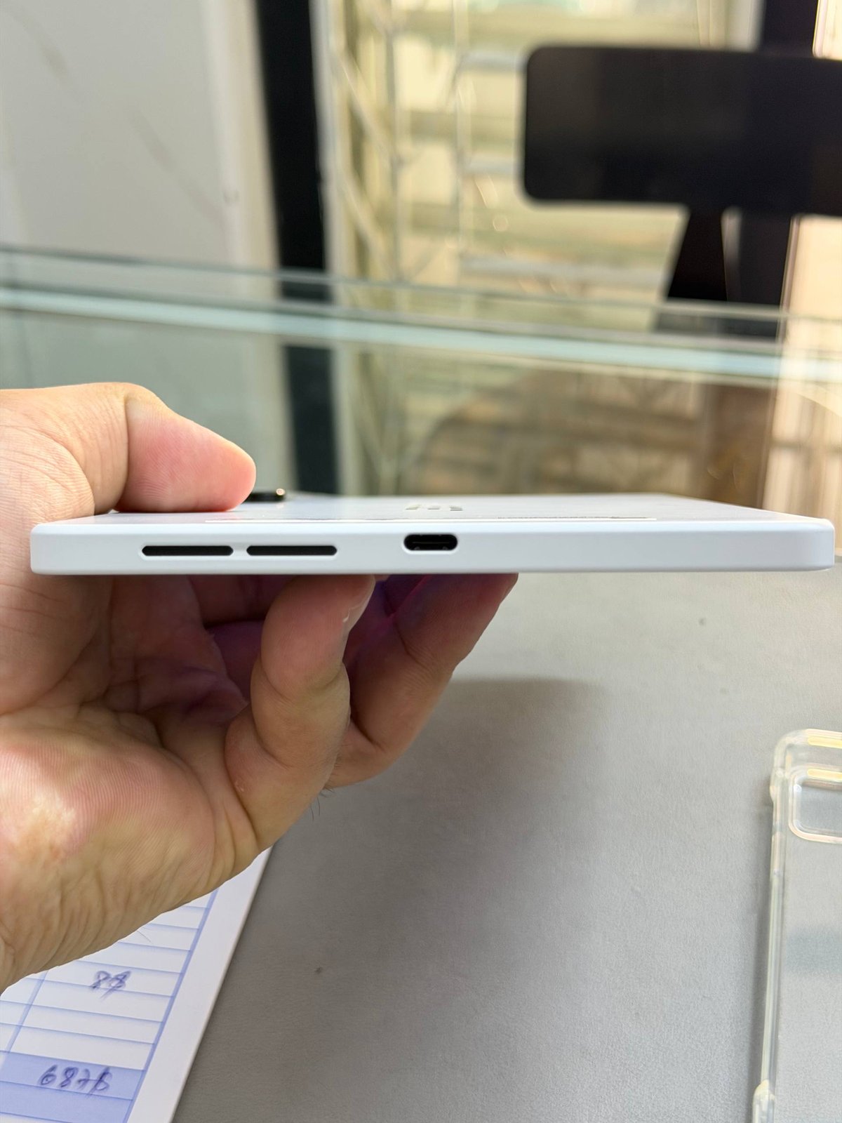联想Legion Y700 Gen 5平板到货 售价$579