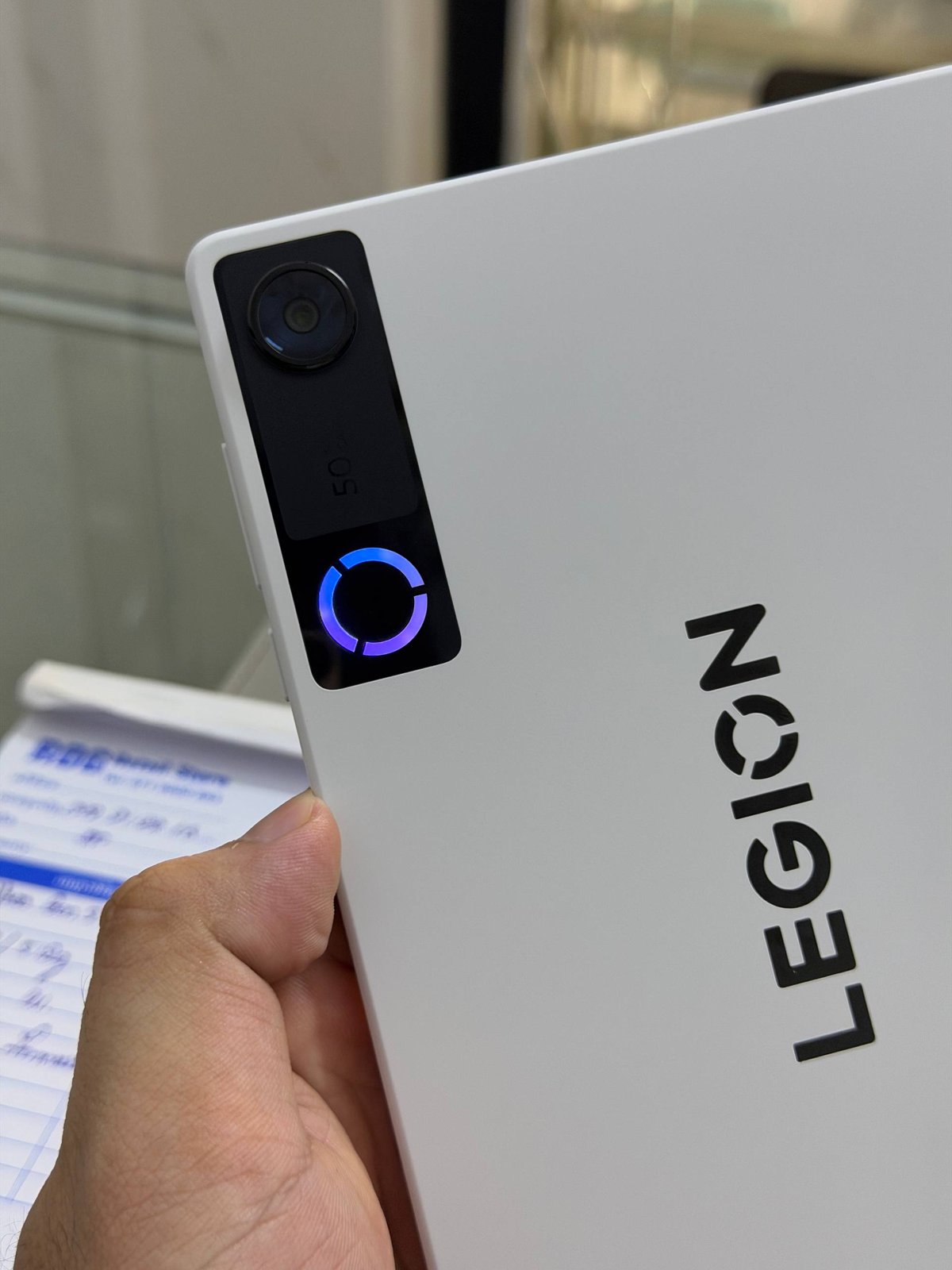 联想Legion Y700 Gen 5平板到货 售价$579
