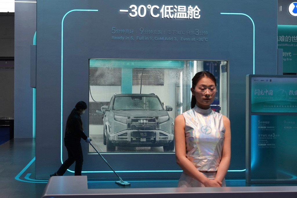 中国车企EV快充技术突破 实现5分钟超快充电