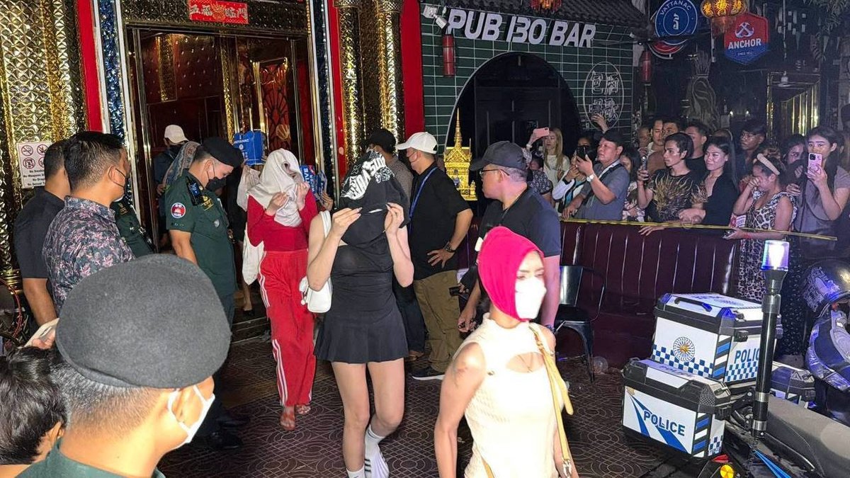 金边隆边区两家酒吧遭突击检查 37人被扣留调查