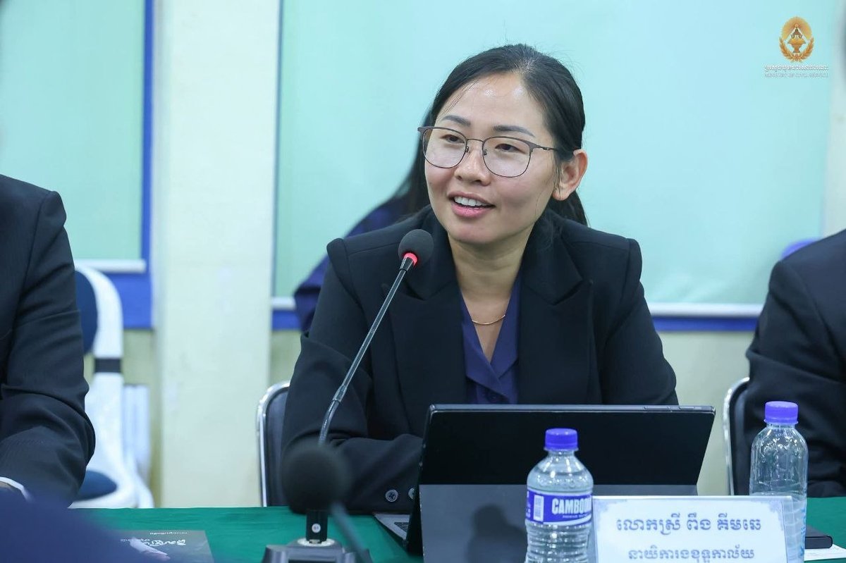 洪玛尼接见17名赴海外留学生 鼓励学成归国建设国家