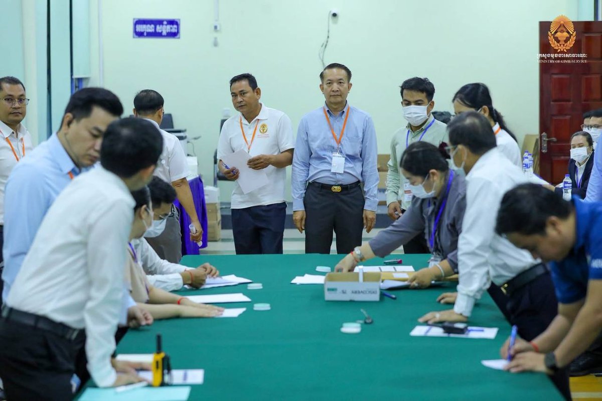 柬司法部公务员考试有序进行