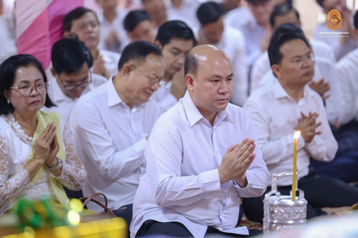 洪玛尼出席金边菩森芷区宗教活动 参与民众踊跃