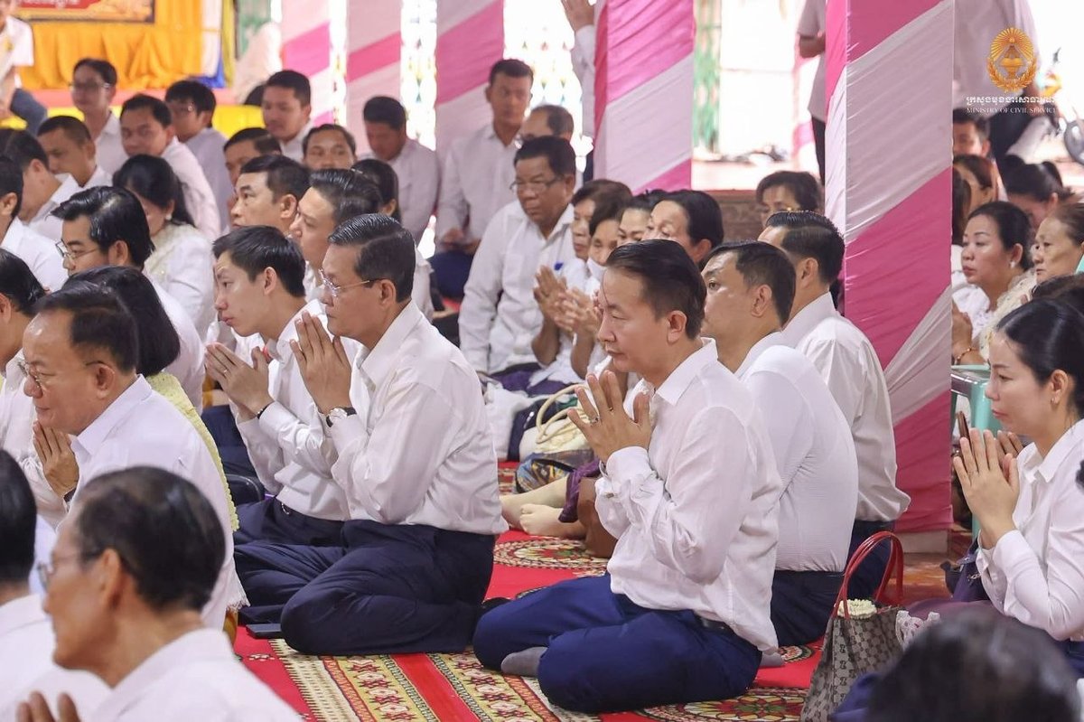 洪玛尼出席金边菩森芷区宗教活动 参与民众踊跃