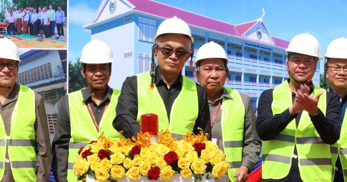 干拉省磅耶勒县新建医院及两所学校 助力当地民生