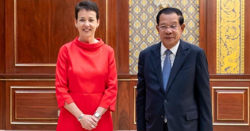 洪森以代国家元首身份会见德国新任驻柬埔寨大使,双方就加强双边