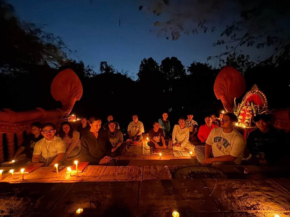 暹粒民众举行祈福仪式 祈求平安度过洪灾