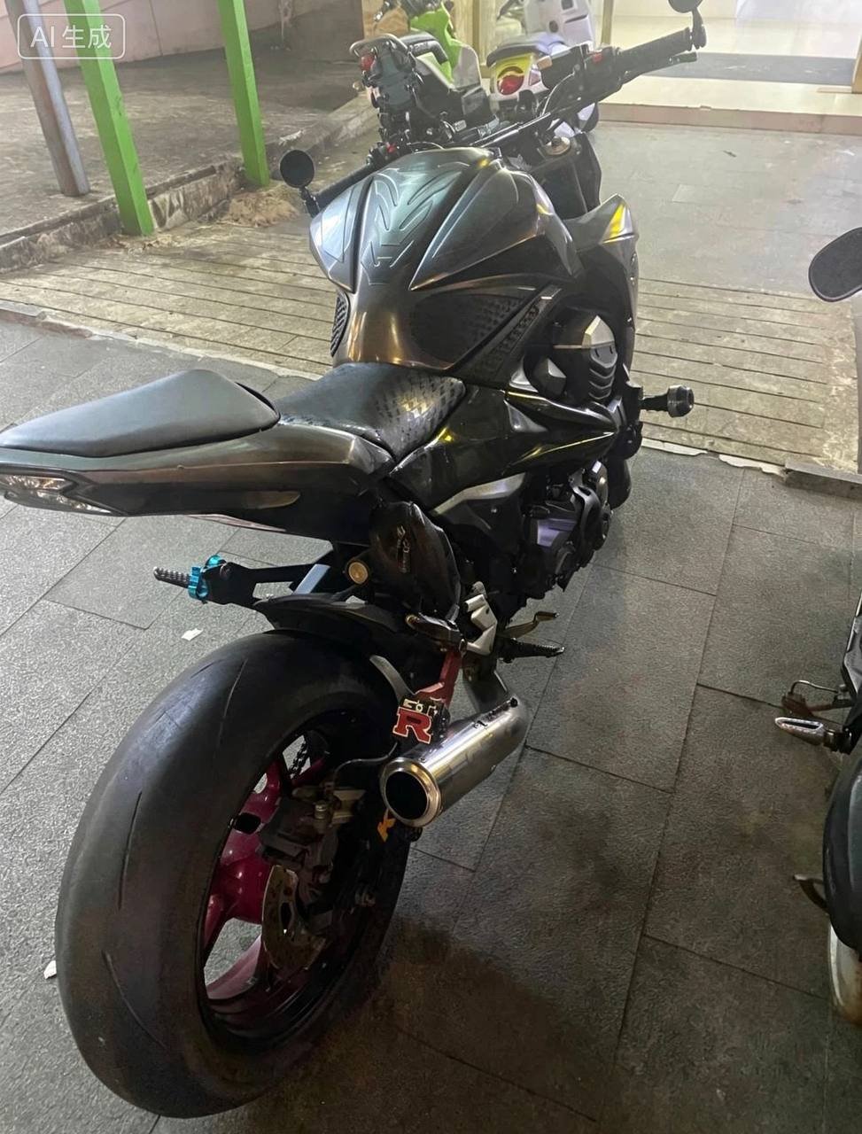 西港转让川崎本田哈雷摩托 价格$3000起