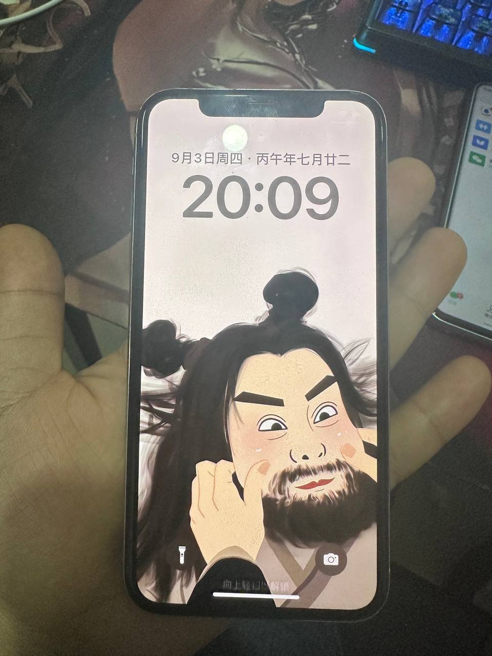 西港转让实名微信带设备 售价$250-300
