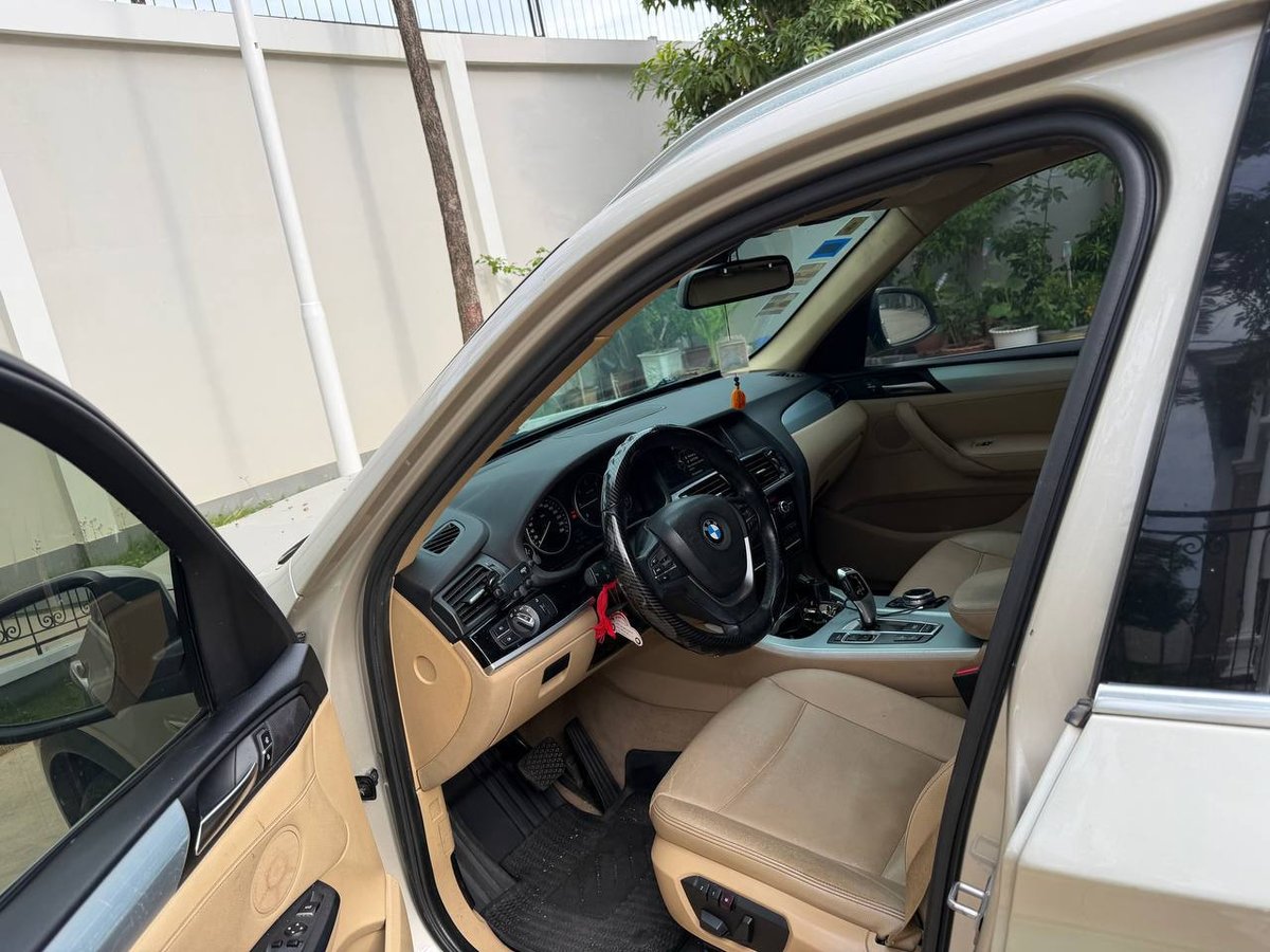 金边出售2014款BMW X3 售价12600美元
