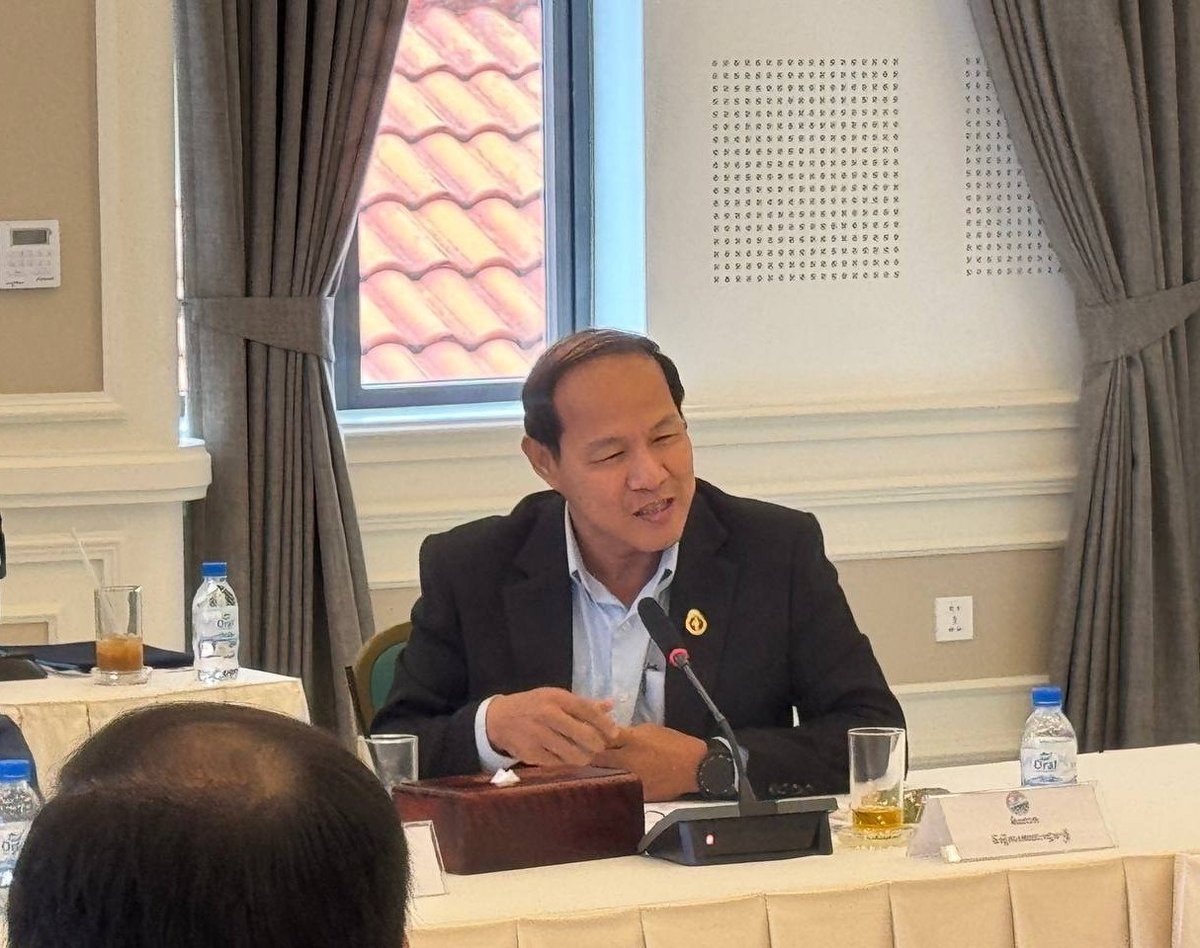 柬埔寨商务部与农业部于9月23日召开会议,重点讨论并推进柬埔