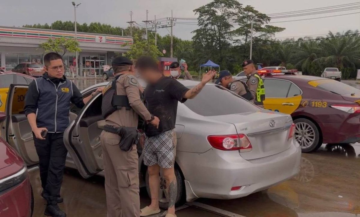 泰国警方拦截非法运输车辆 抓获4名嫌疑人