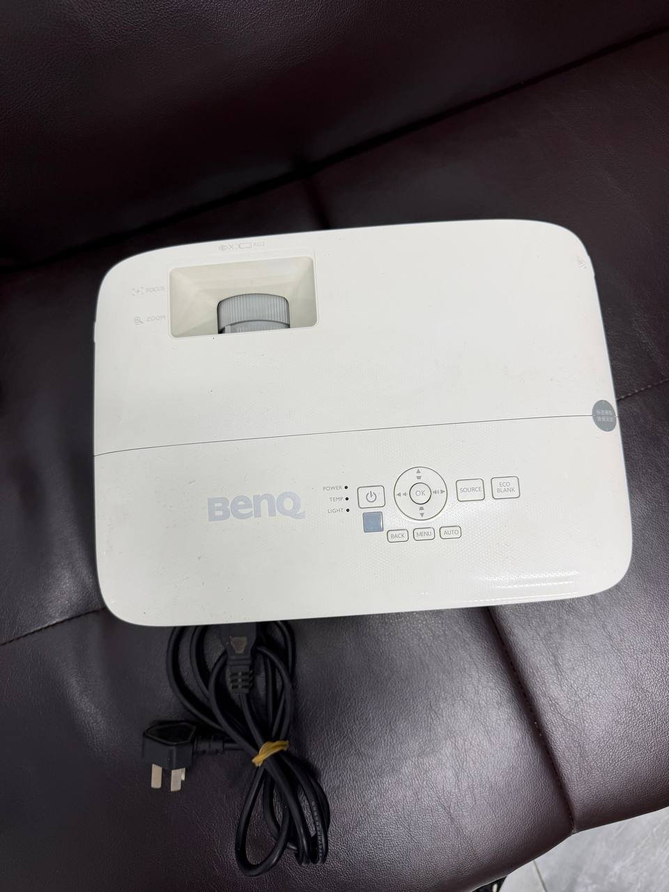 因回国处理，现转让一批生活用品，支持送货上门，具体价格及物品