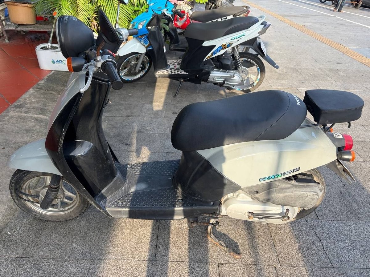 西港转让本田小摩托车 $285有证有牌车况良好
