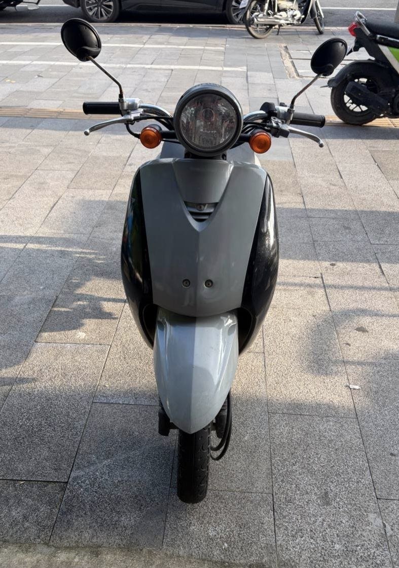 西港转让本田小摩托车 $285有证有牌车况良好