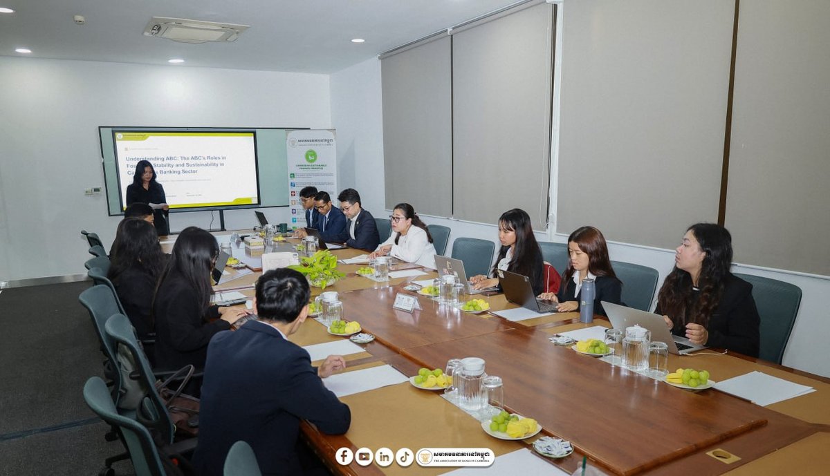 柬埔寨银行协会近日接待了CamEd商学院学生,通过实地参观与