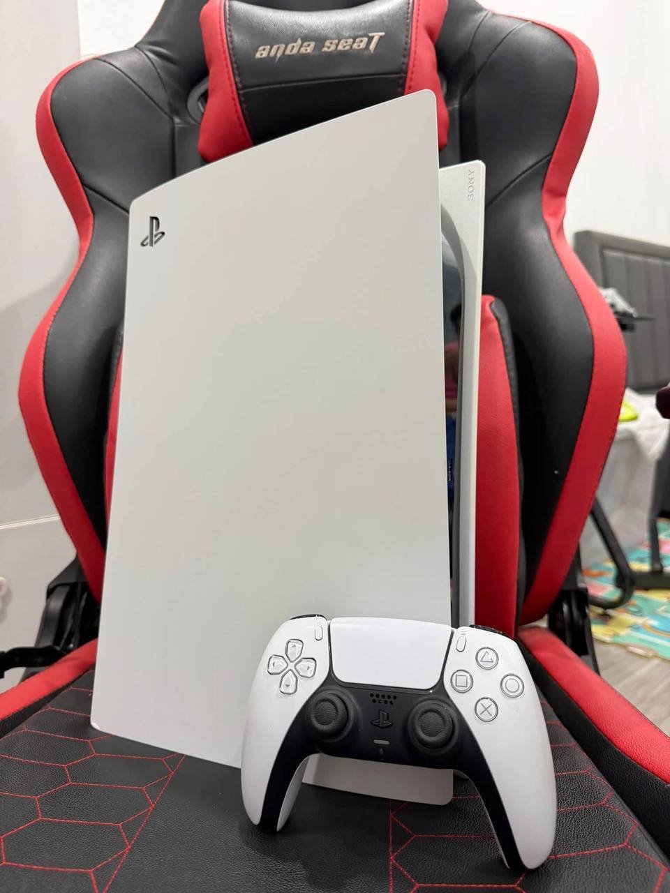 波贝转让二手PS5 售价$500