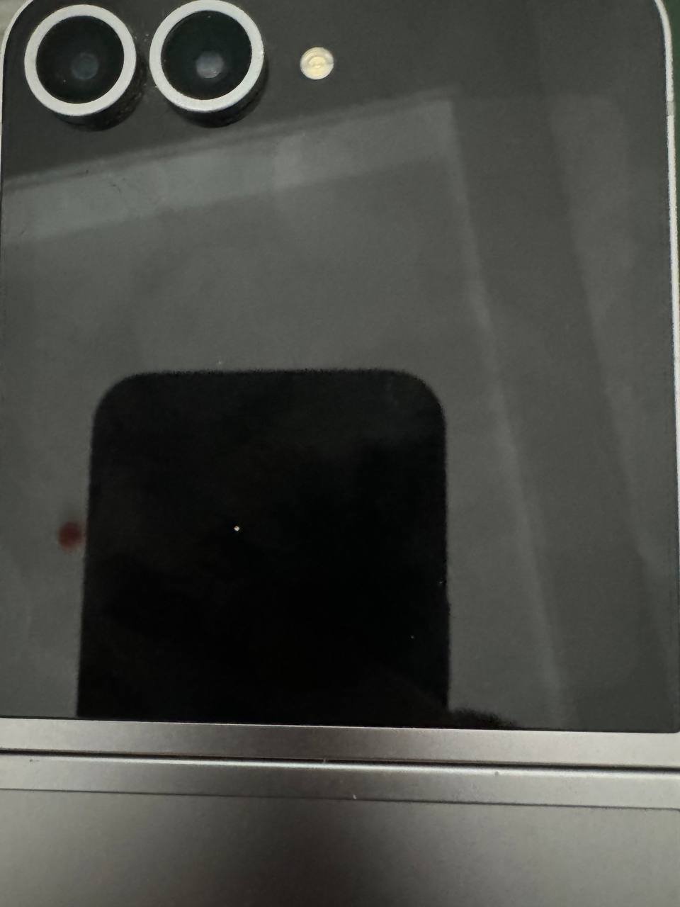西港转让三星Z Flip6 深灰色仅售$360