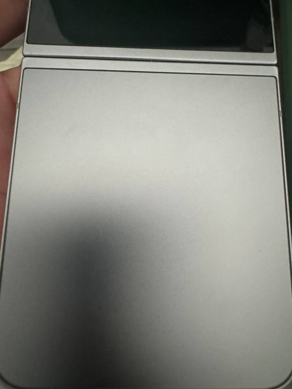 西港转让三星Z Flip6 深灰色仅售$360