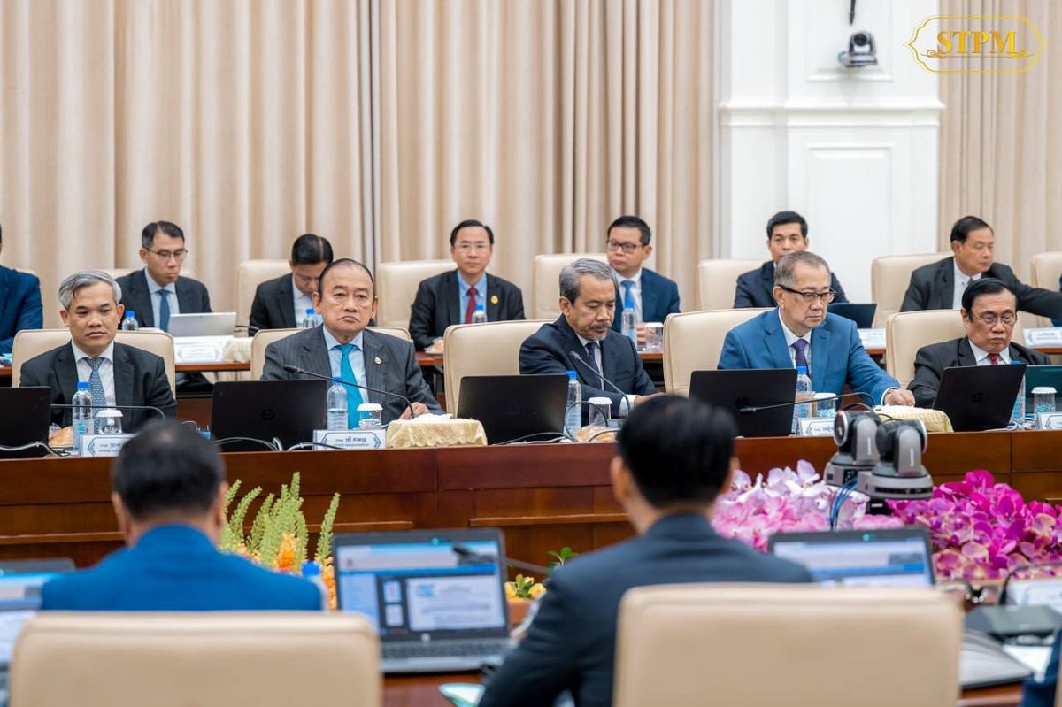 洪玛奈主持内阁会议 讨论国家统计政策与物流优化
