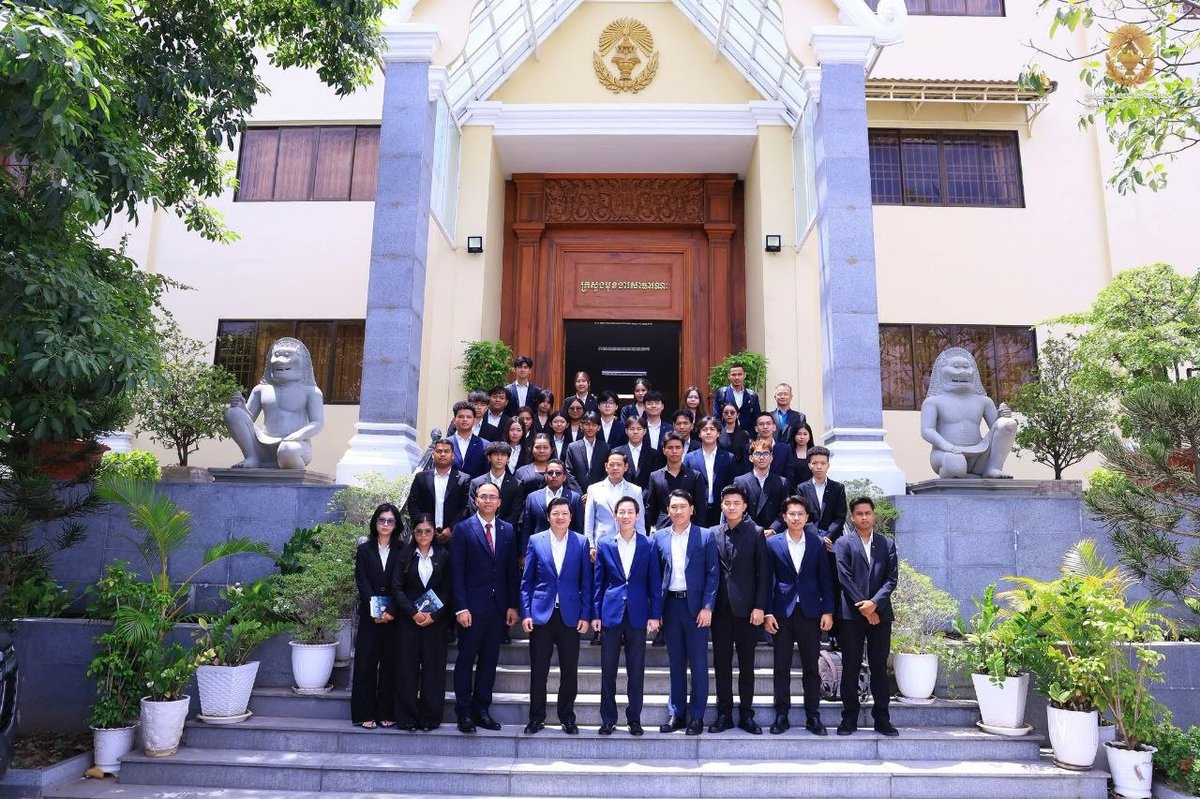 洪玛尼接见赴俄留学奖学金生 34名学子获选
