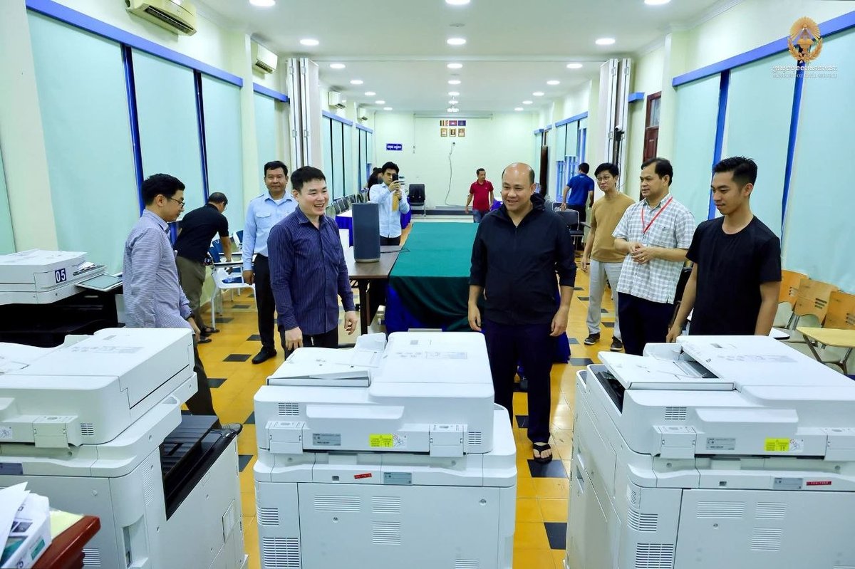 洪玛尼副总理视察公务员考试考场,涉及司法部及统计局岗位,强调