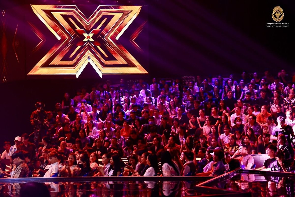 洪玛尼出席X Factor Cambodia决赛 鼓励青年追