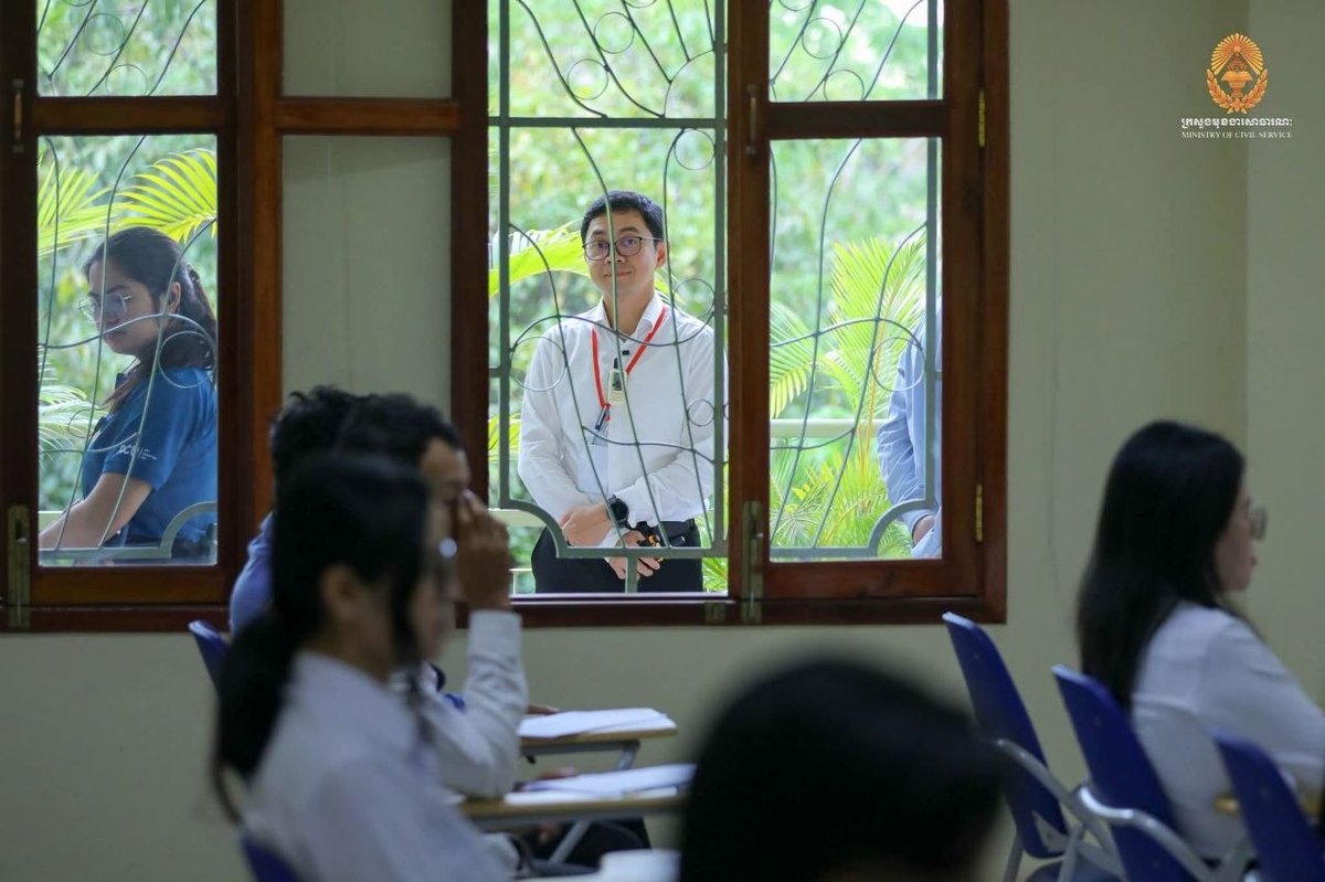 司法部公务员招考平稳进行 考场秩序井然