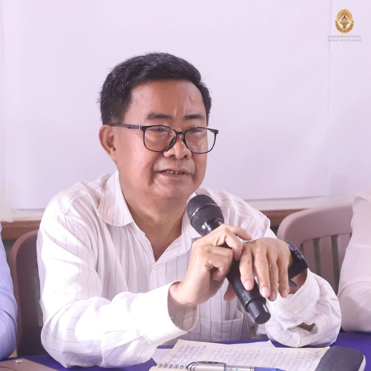 公务部完成公共服务评估指标调研 优化服务质量