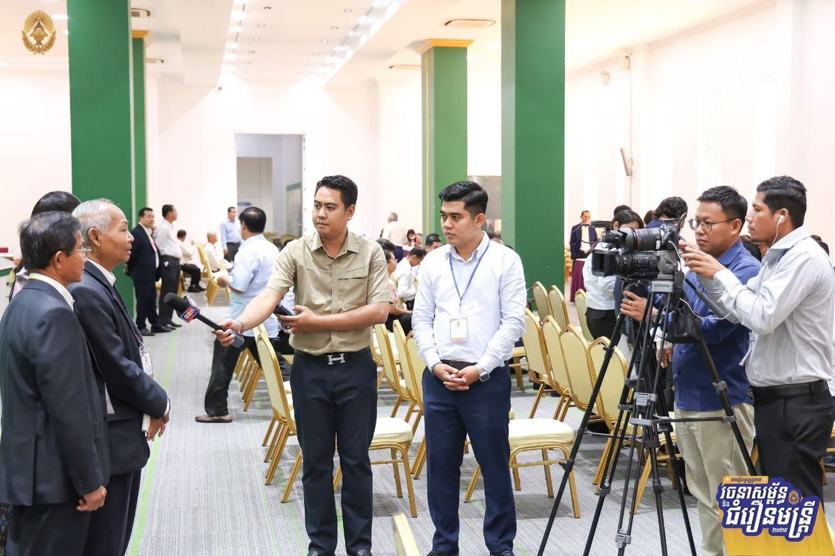 柬埔寨公务员部国务秘书阿文通表示,公务员普查已覆盖23个部门