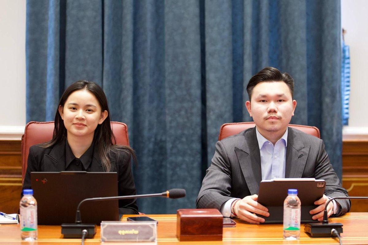 8名柬埔寨学生获法欧奖学金赴法深造