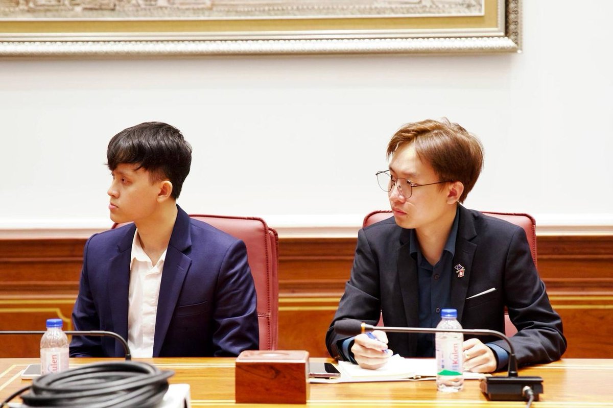8名柬埔寨学生获法欧奖学金赴法深造