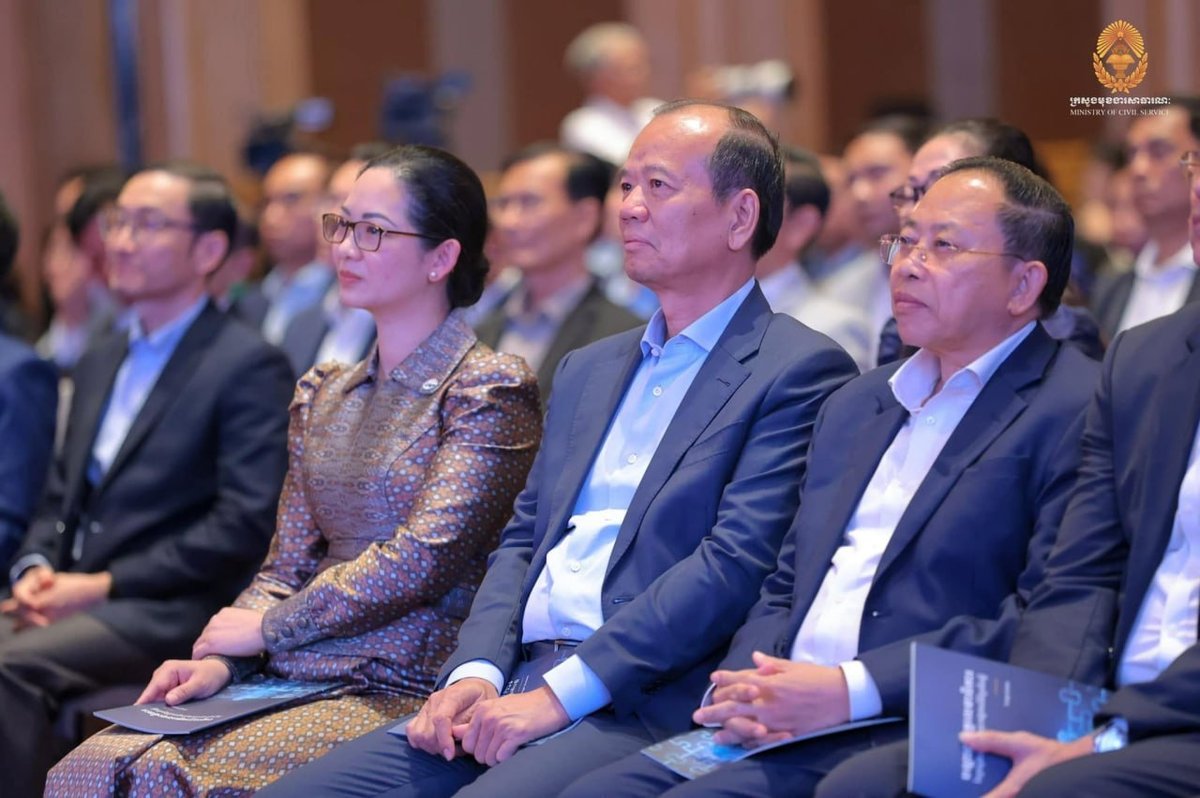 洪玛尼副总理宣布行政机构秘书长网络正式成立
