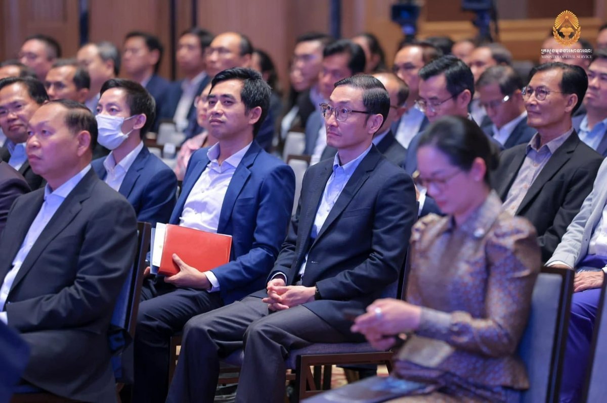 洪玛尼副总理宣布行政机构秘书长网络正式成立