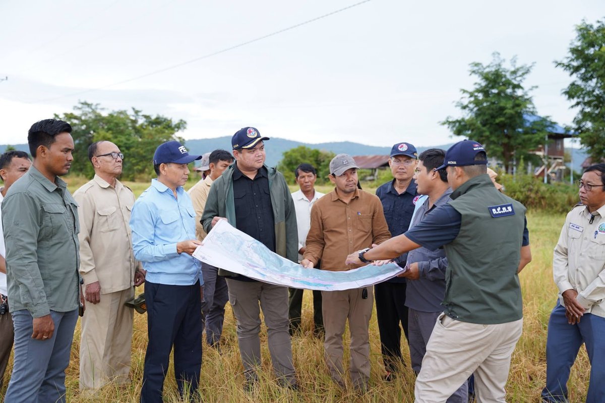 柬埔寨高层赴菩萨省塔洛森芷县评估旱情