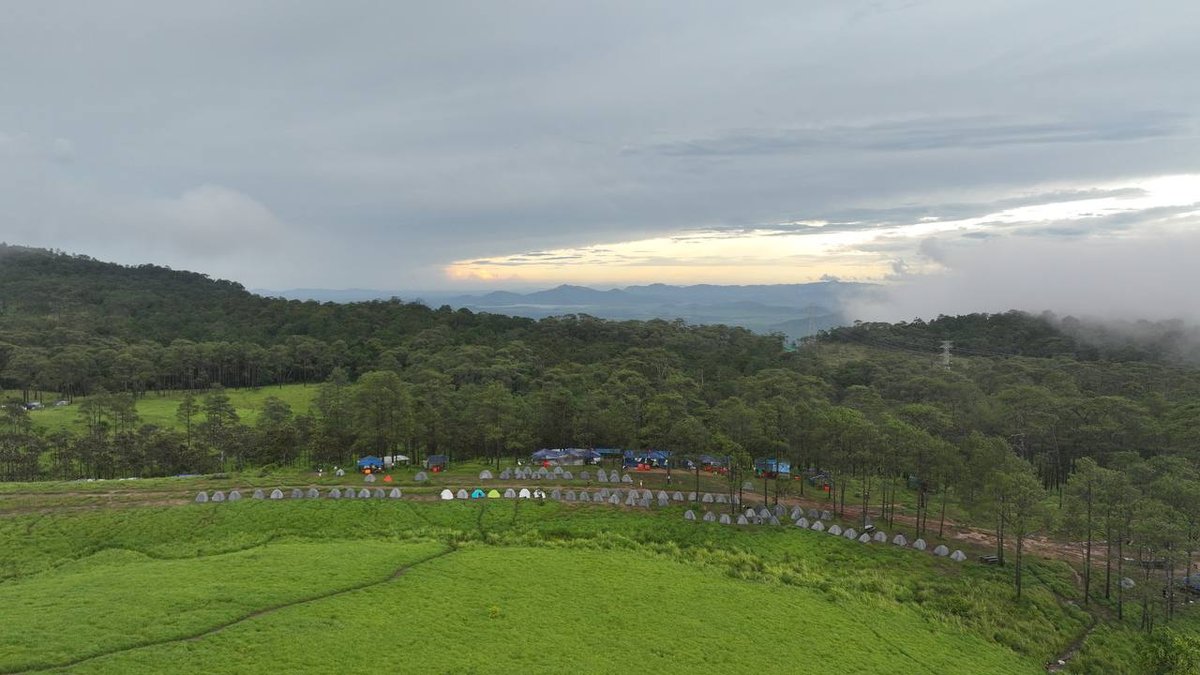 柬埔寨自然旅游区进入绿色季节 景观独特