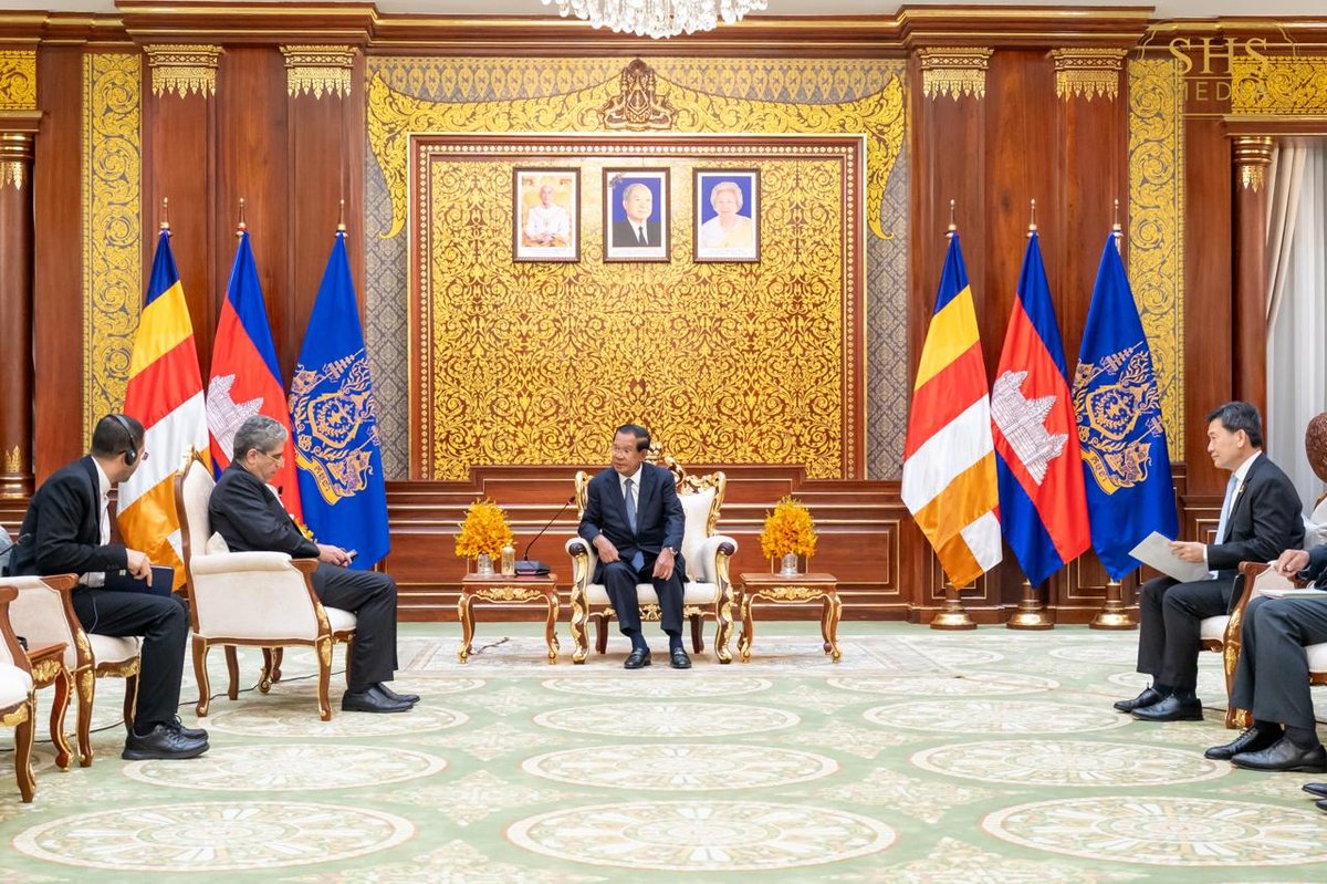 代国家元首洪森在金边会见伊朗驻柬大使Akbar Ghasem