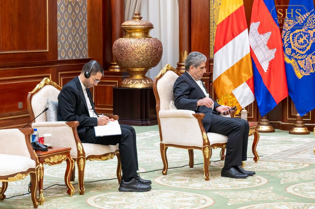 代国家元首洪森在金边会见伊朗驻柬大使Akbar Ghasem