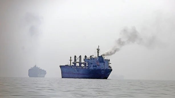 伊朗与美国发生油轮冲突 运输安全受威胁