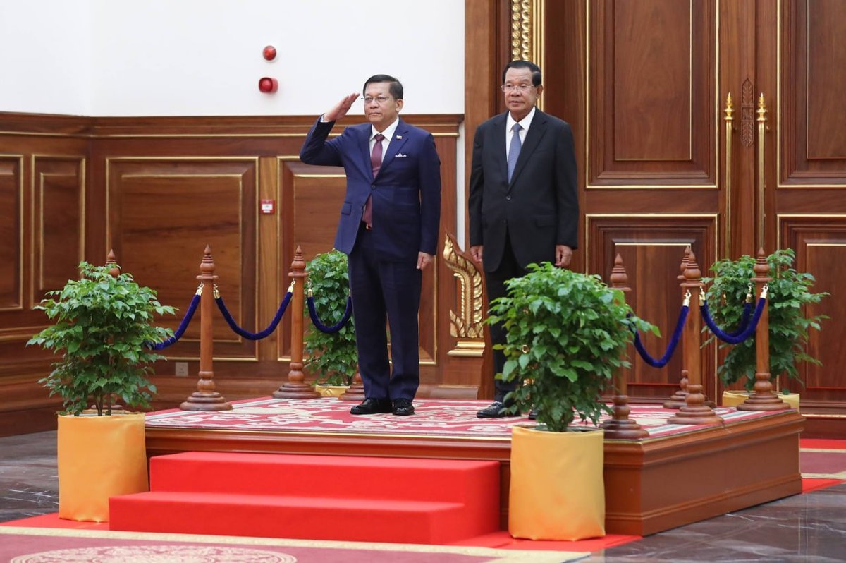 洪森欢迎缅甸总统敏昂莱访柬